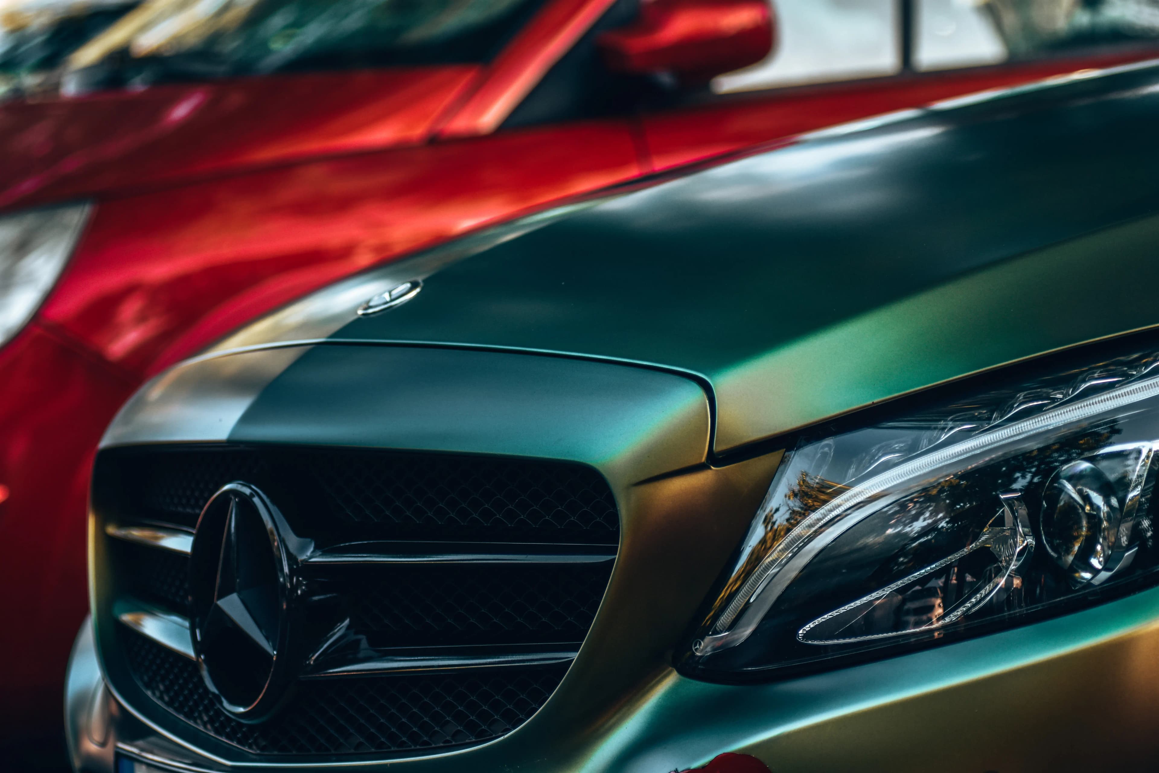 BMW depășește Mercedes-Benz în vânzări auto în primul semestru al anului 2026