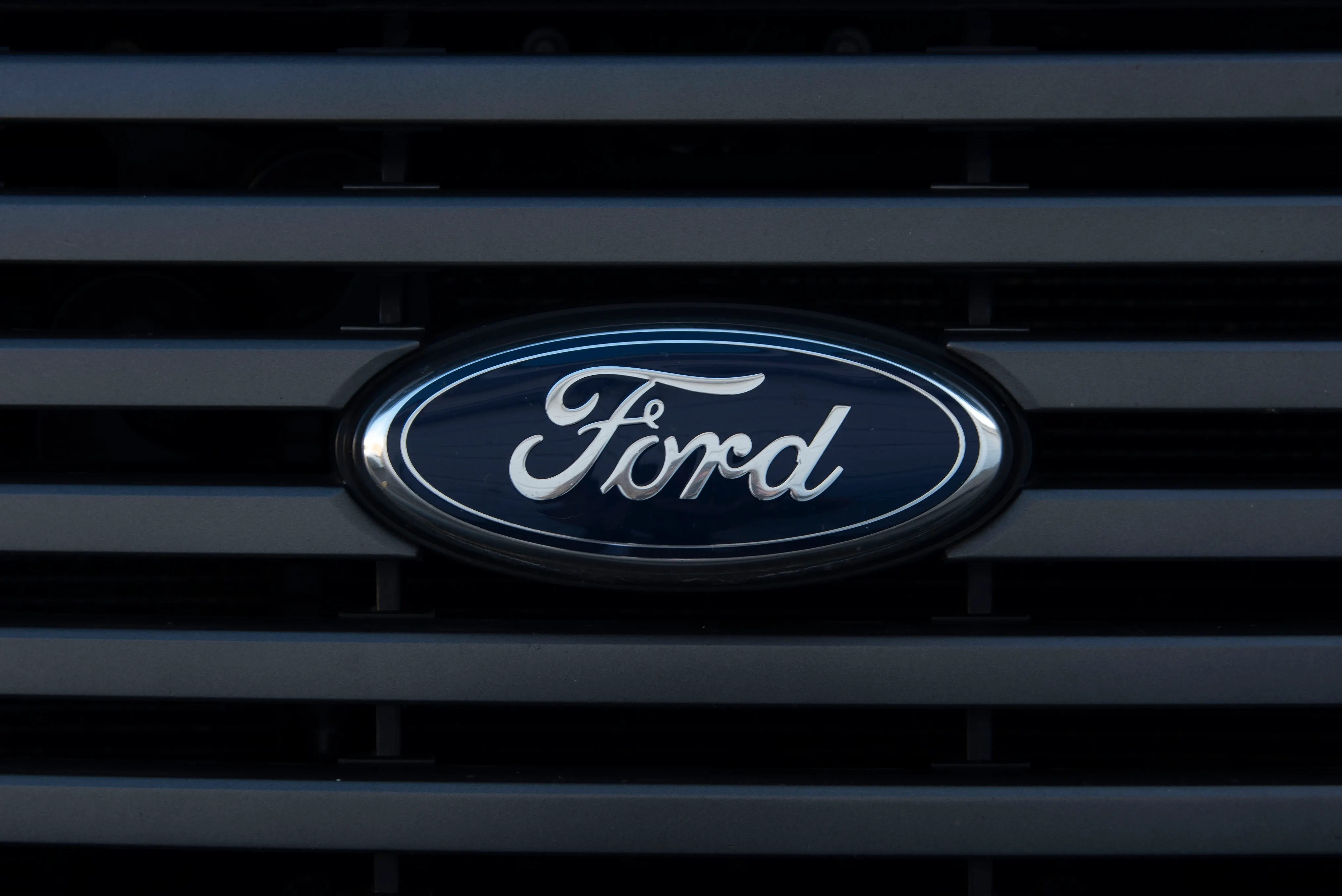 Ford retrage peste 100.000 de vehicule din România din cauza defectelor la hayon