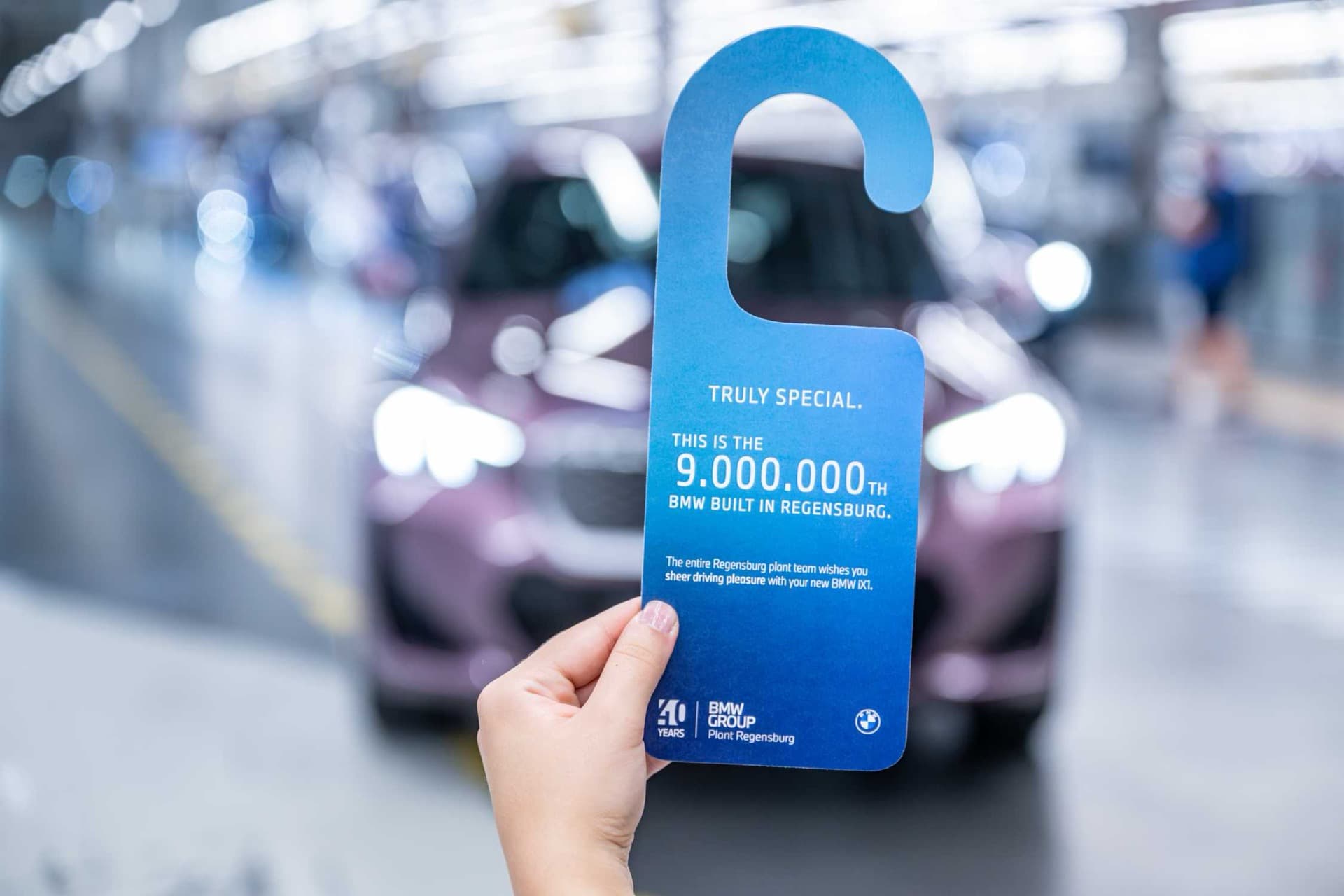 Jubiläumsfahrzeug, produziert im BMW-Werk Regensburg