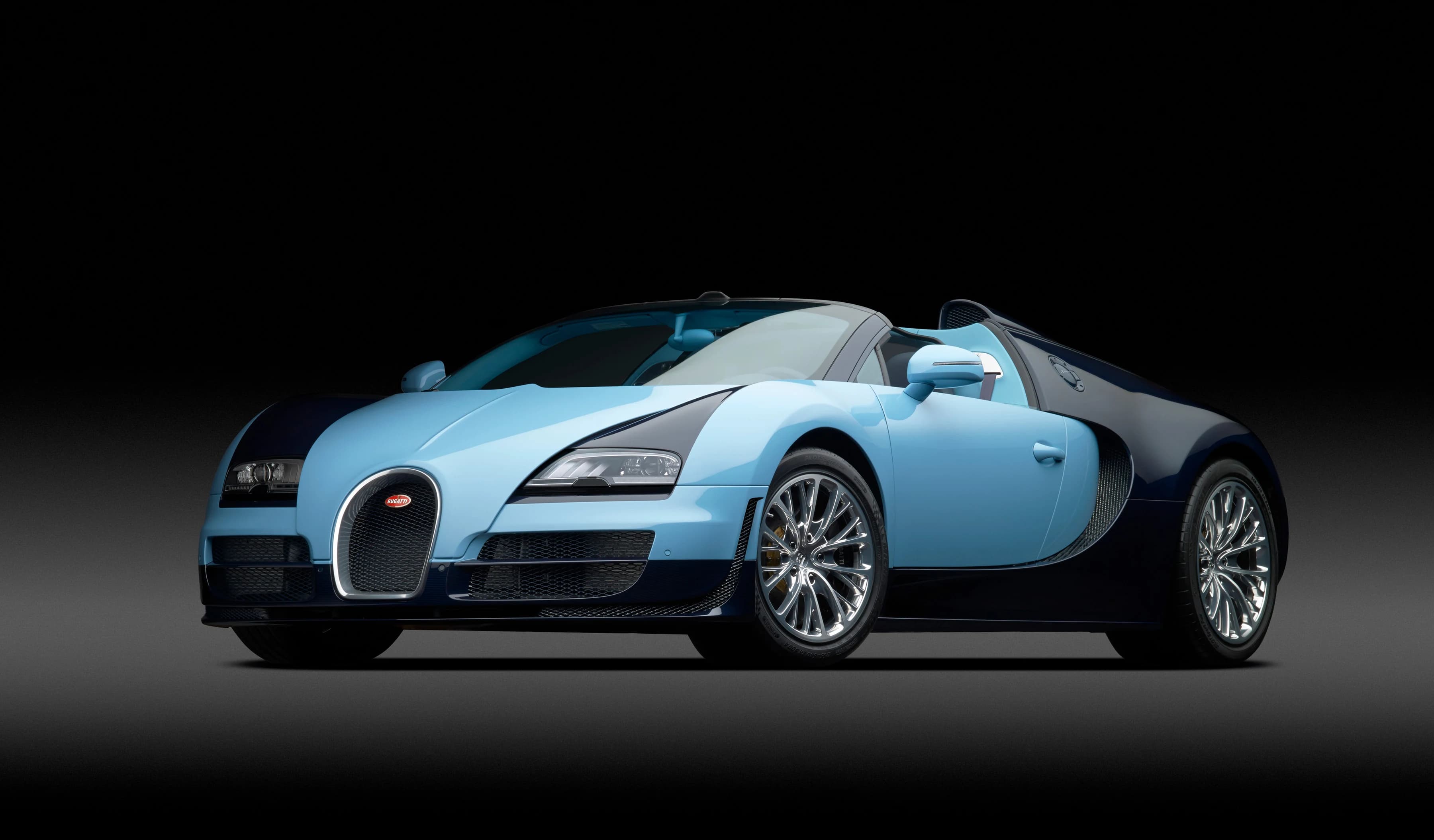 Bugatti Veyron 16.4 Grand Sport Vitesse Jean-Pierre Wimille auf einem offiziellen Bugatti-Foto