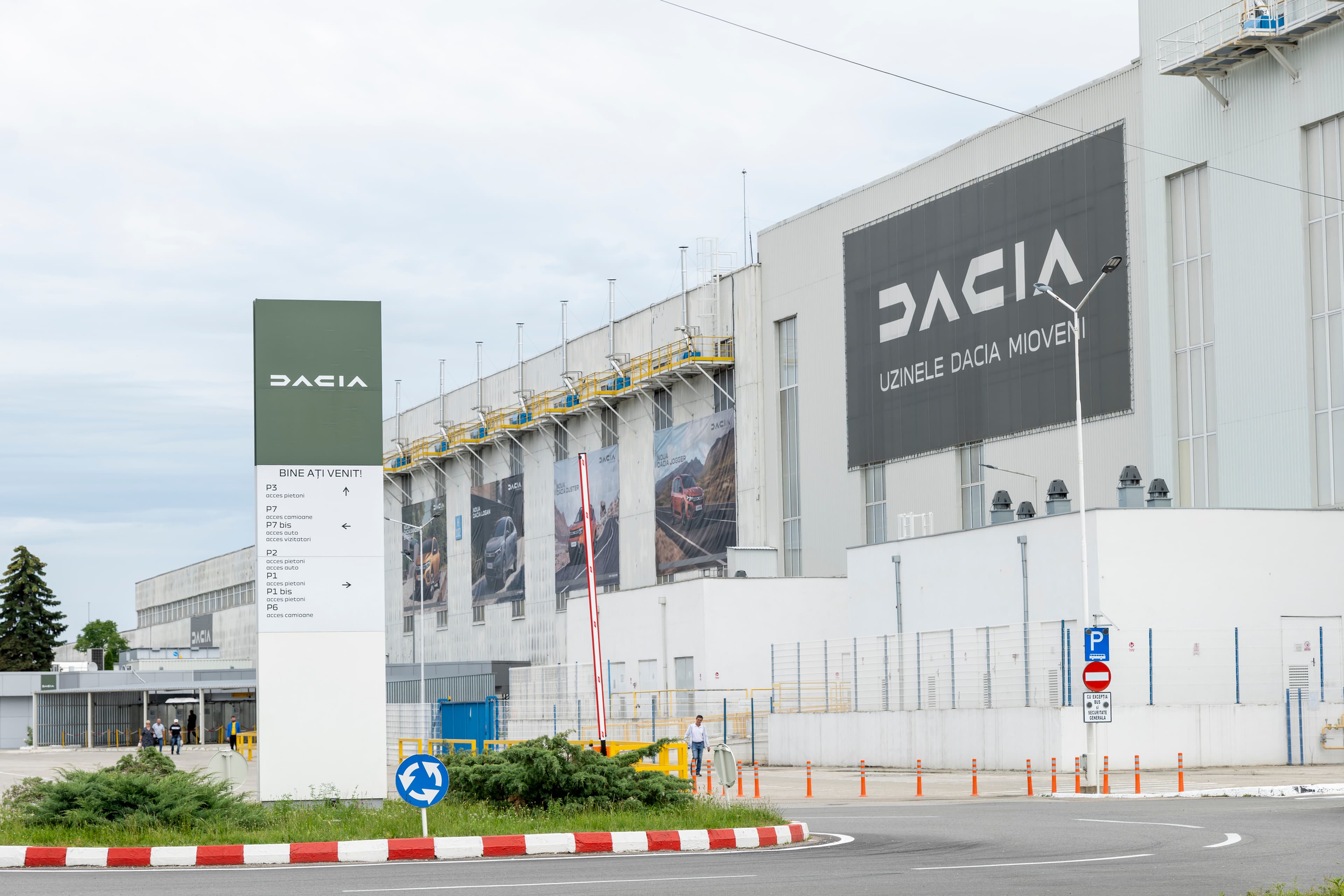 Fábrica Dacia Mioveni — proyecto de central fotovoltaica