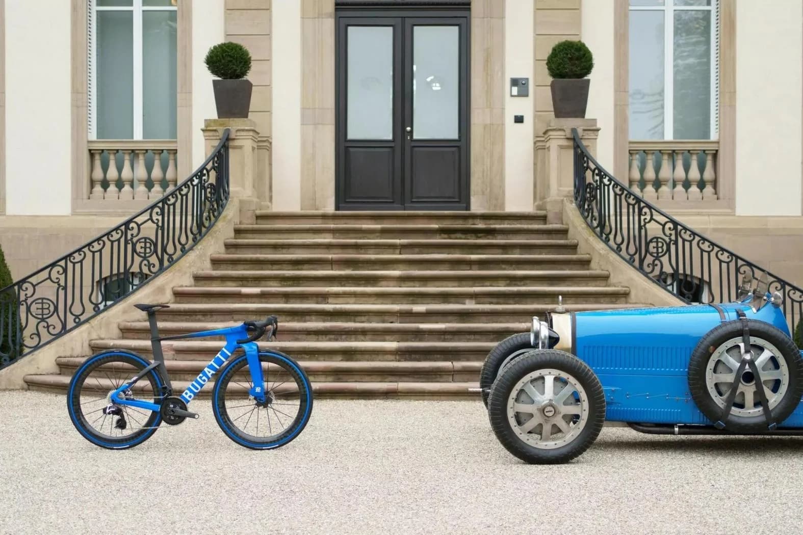 doar 250 de exemplare disponibile