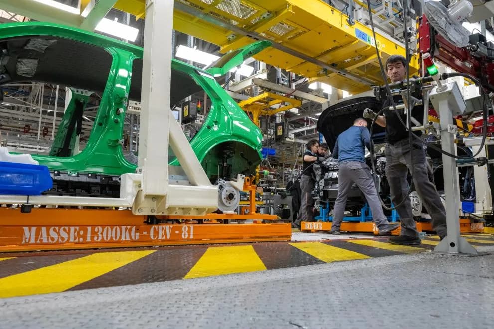 Production d'une voiture électrique dans une image de la Commission européenne
