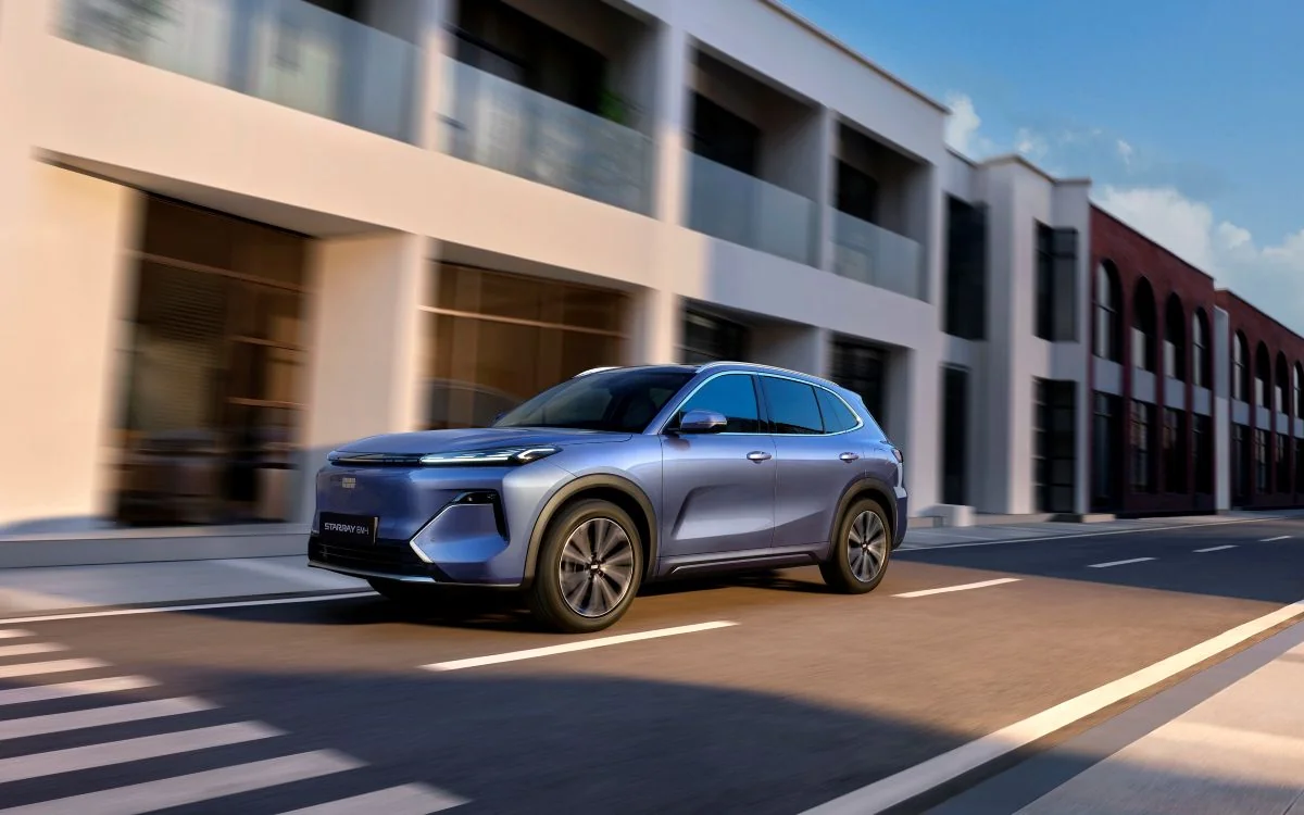Geely Starray EM-i, un SUV híbrido enchufable de la marca; el motor impermeable B20 debuta en el Galaxy Cruiser 700