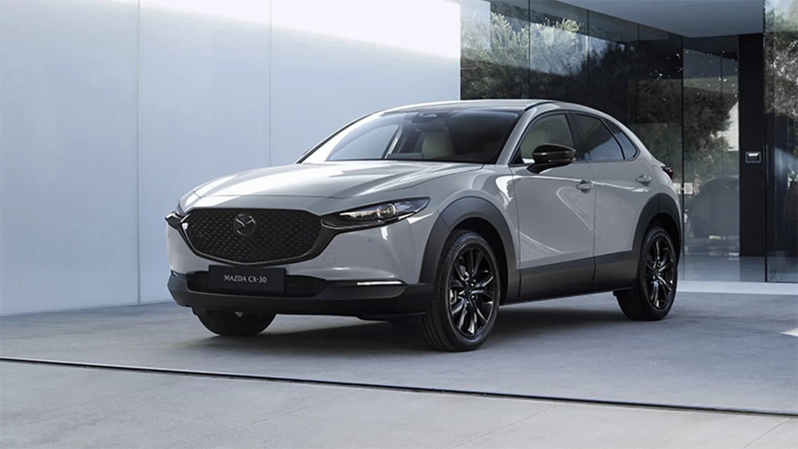 Offizielles Mazda CX-30 2027 Pressebild in Aero Grey