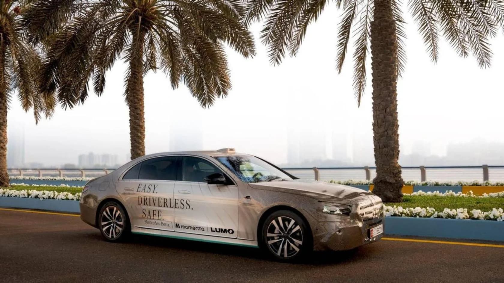 Mercedes-Benz introduce servicii robotaxi inovatoare în România