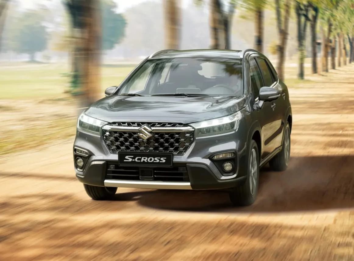 Motor hibrid vs motor pe benzină: ce trebuie să știi înainte să cumperi