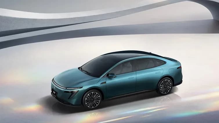 A Dongfeng Nissan N7 electric sedan shown at an official Nissan presentation