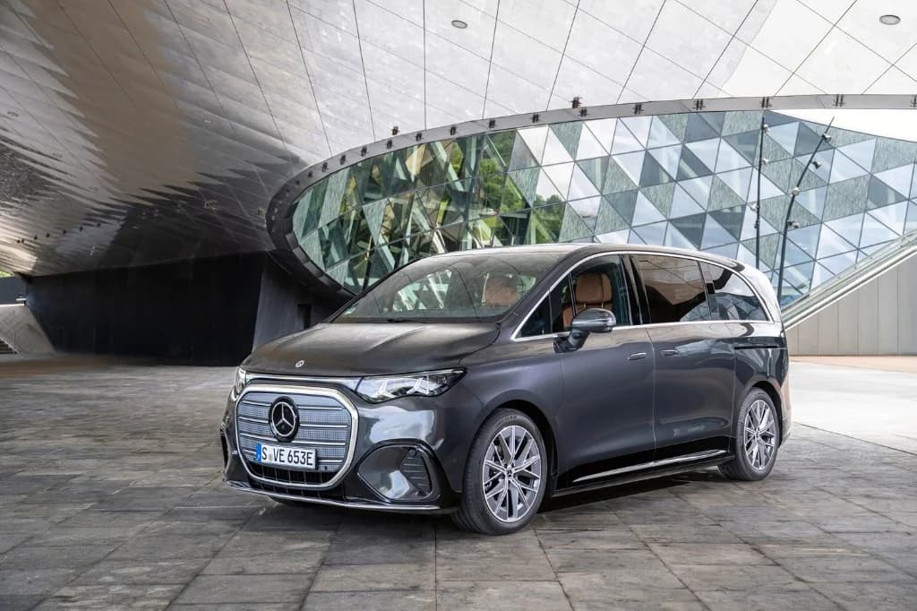 Noul Mercedes-Benz VLE