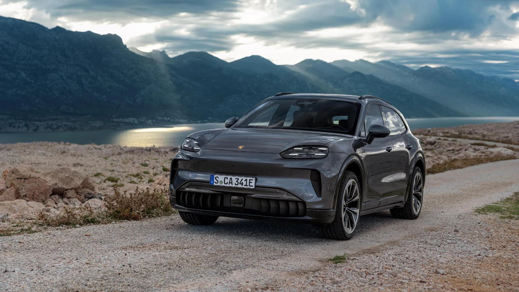 Porsche Cayenne Electric, the electric SUV in the Porsche range