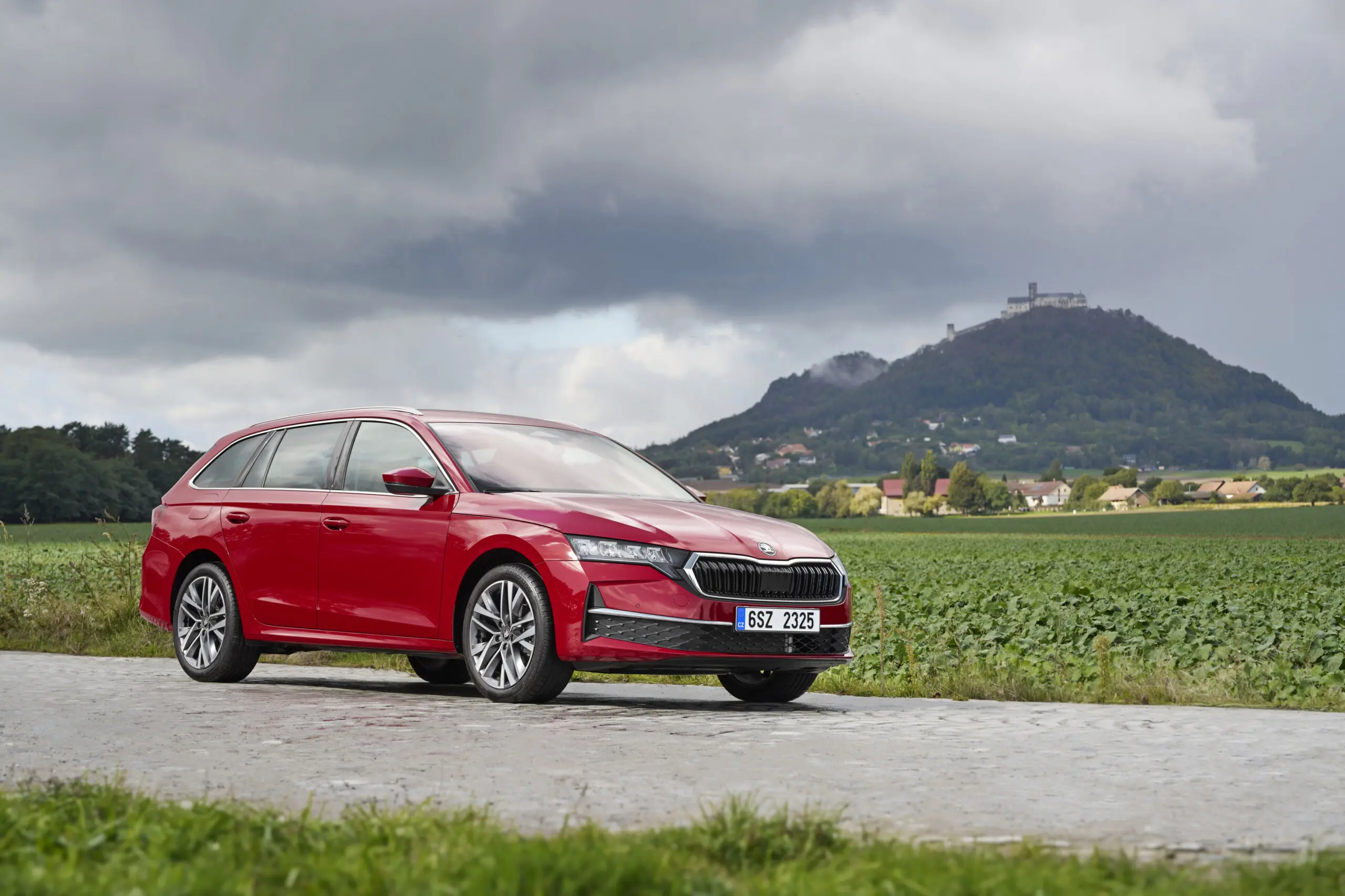 Immagine ufficiale della Škoda Octavia full hybrid