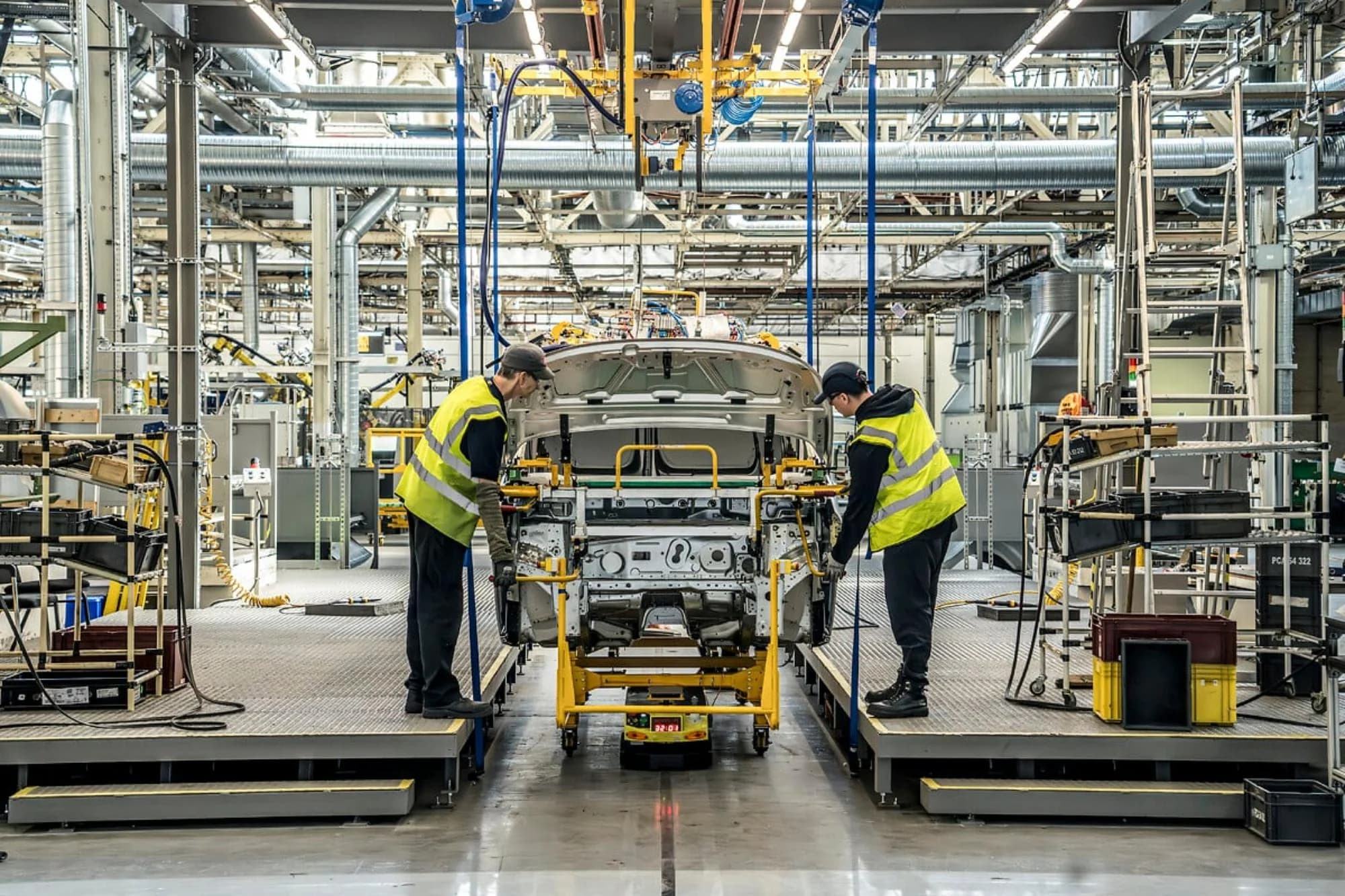 Stellantis înregistrează pierderi de 22,2 miliarde de euro din cauza investițiilor în electrificare