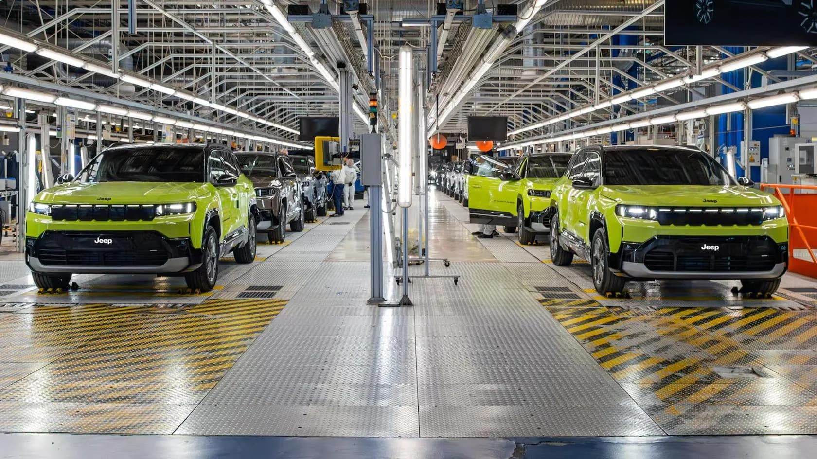 Stellantis își extinde producția în Italia prin lansarea noilor modele auto