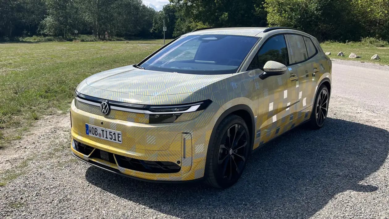 Prototipo camuflado del SUV eléctrico Volkswagen que podría convertirse en ID. Tiguan