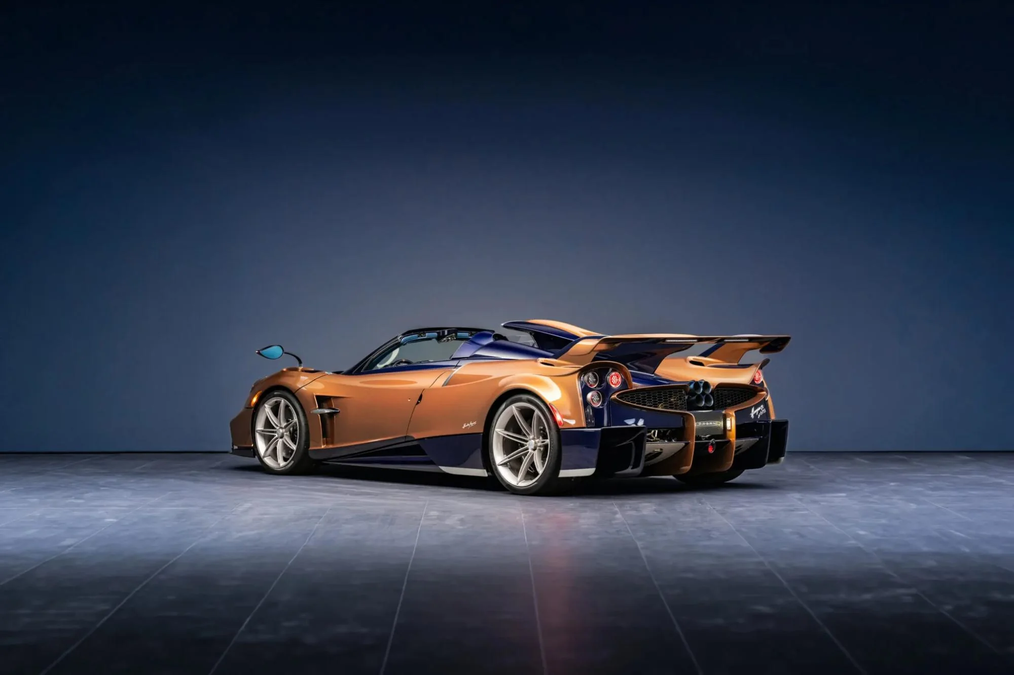 Pagani lansează Huayra 70 Derecho, ediție unică în cinstea aniversării fondatorului