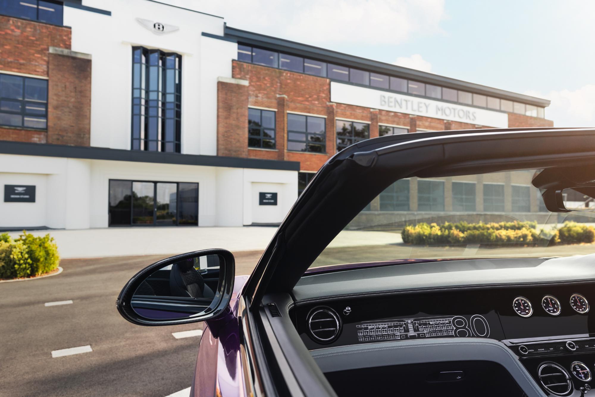 Bentley Continental GTC, model unic produs la uzina din Crewe pentru a marca 80 de ani de activitate