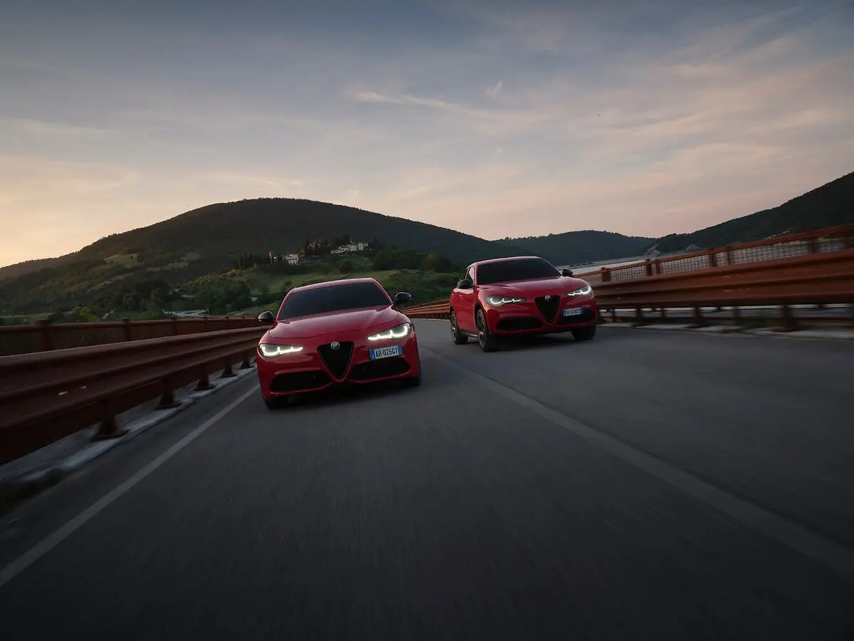 Alfa Romeo Giulia e Stelvio rosse