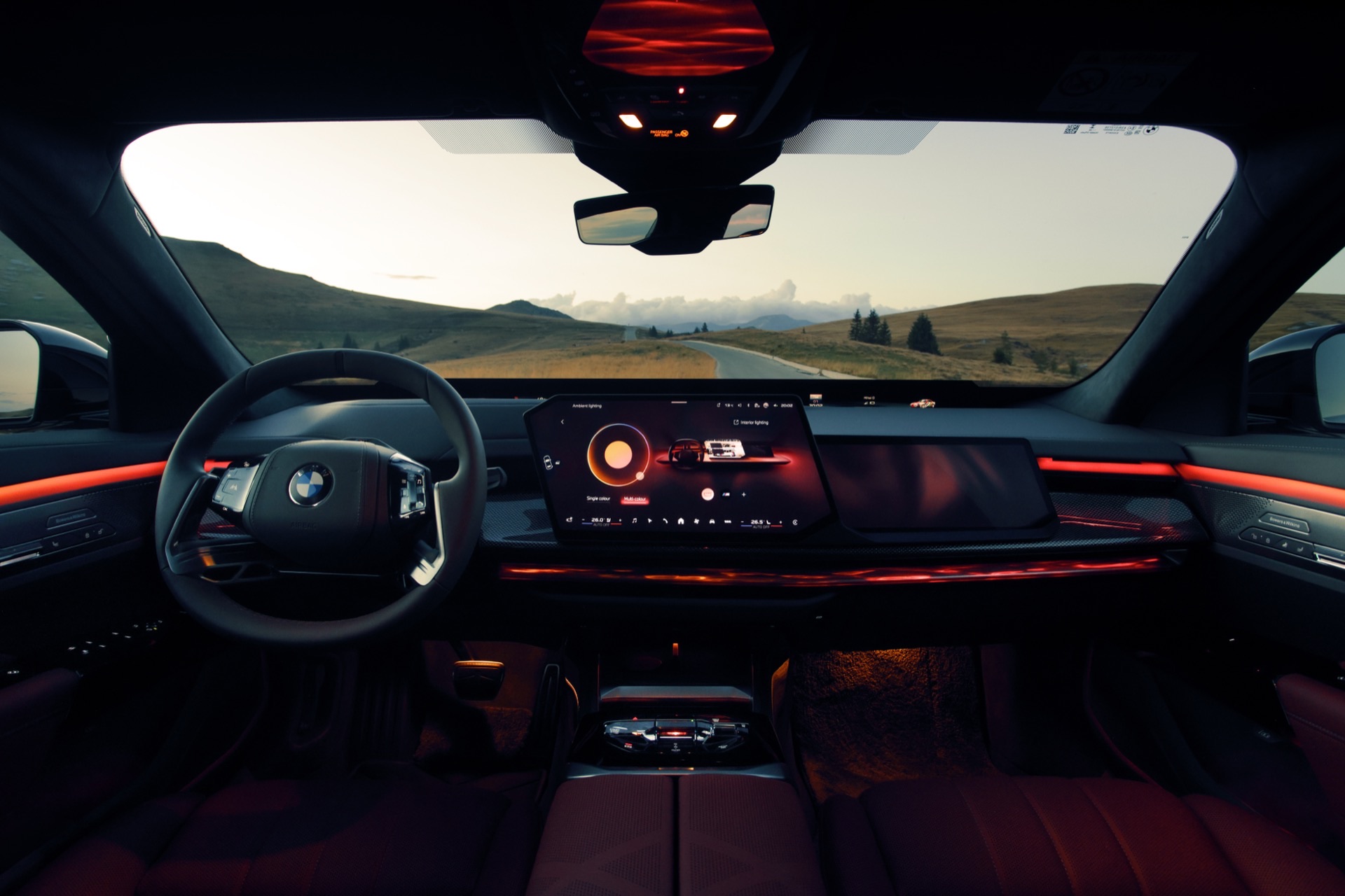 BMW Serie 7 — interior y BMW Curved Display