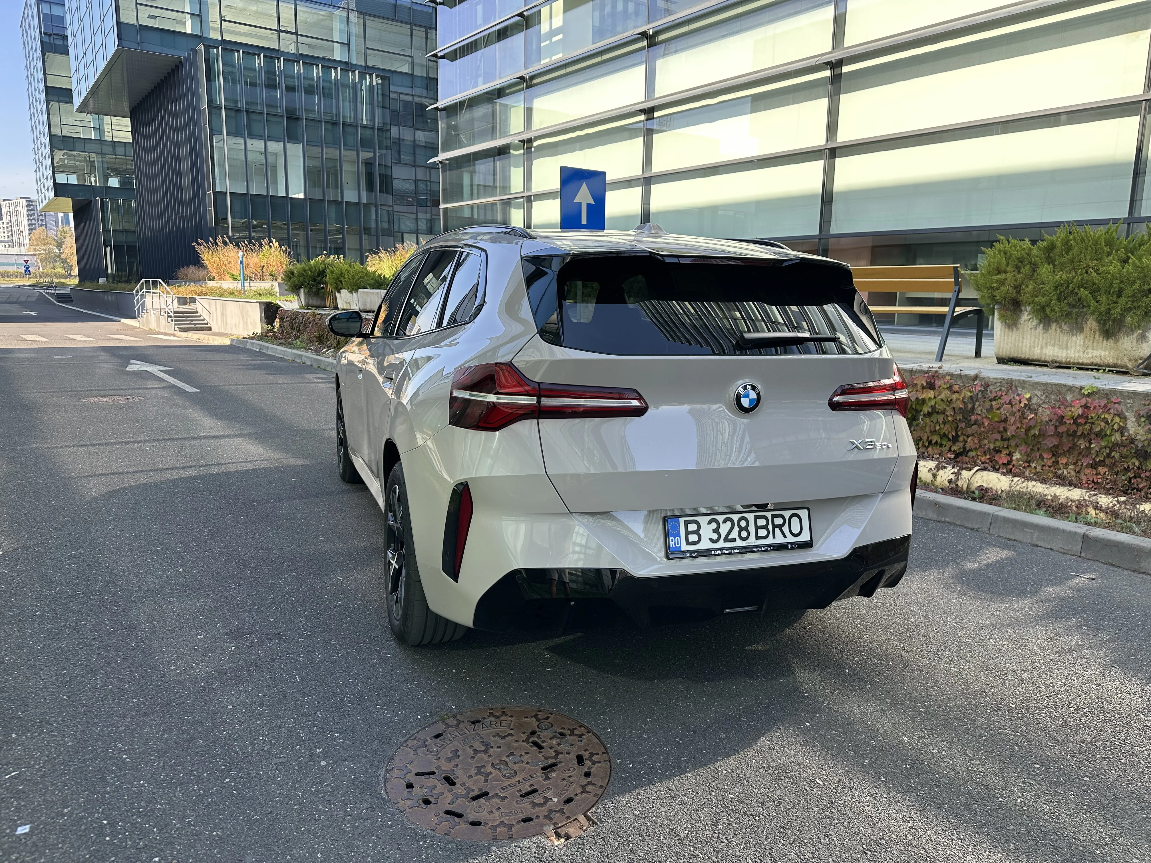 BMW X3 30e 2025 test drive: we measured real consumption in town vs motorway