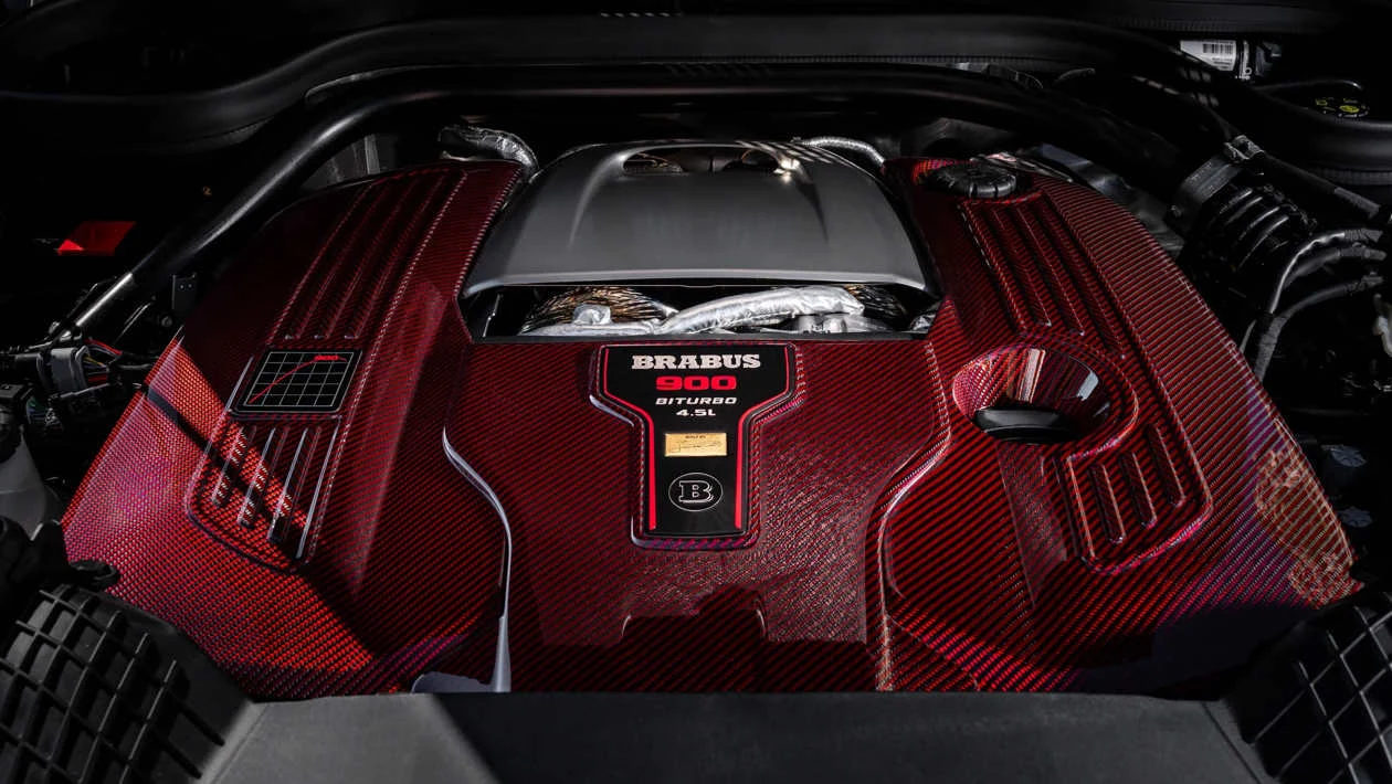 Il motore V8 BRABUS Rocket 900 dalla galleria Auto Express fornita