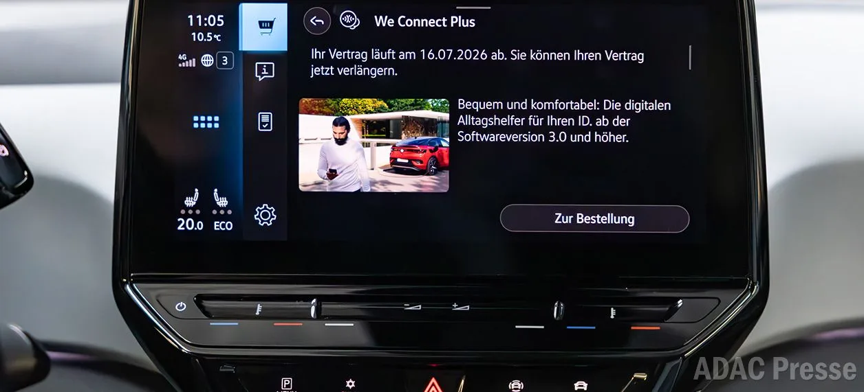Infotainmentbildschirm mit Hinweis zur Verlängerung eines vernetzten Dienstes