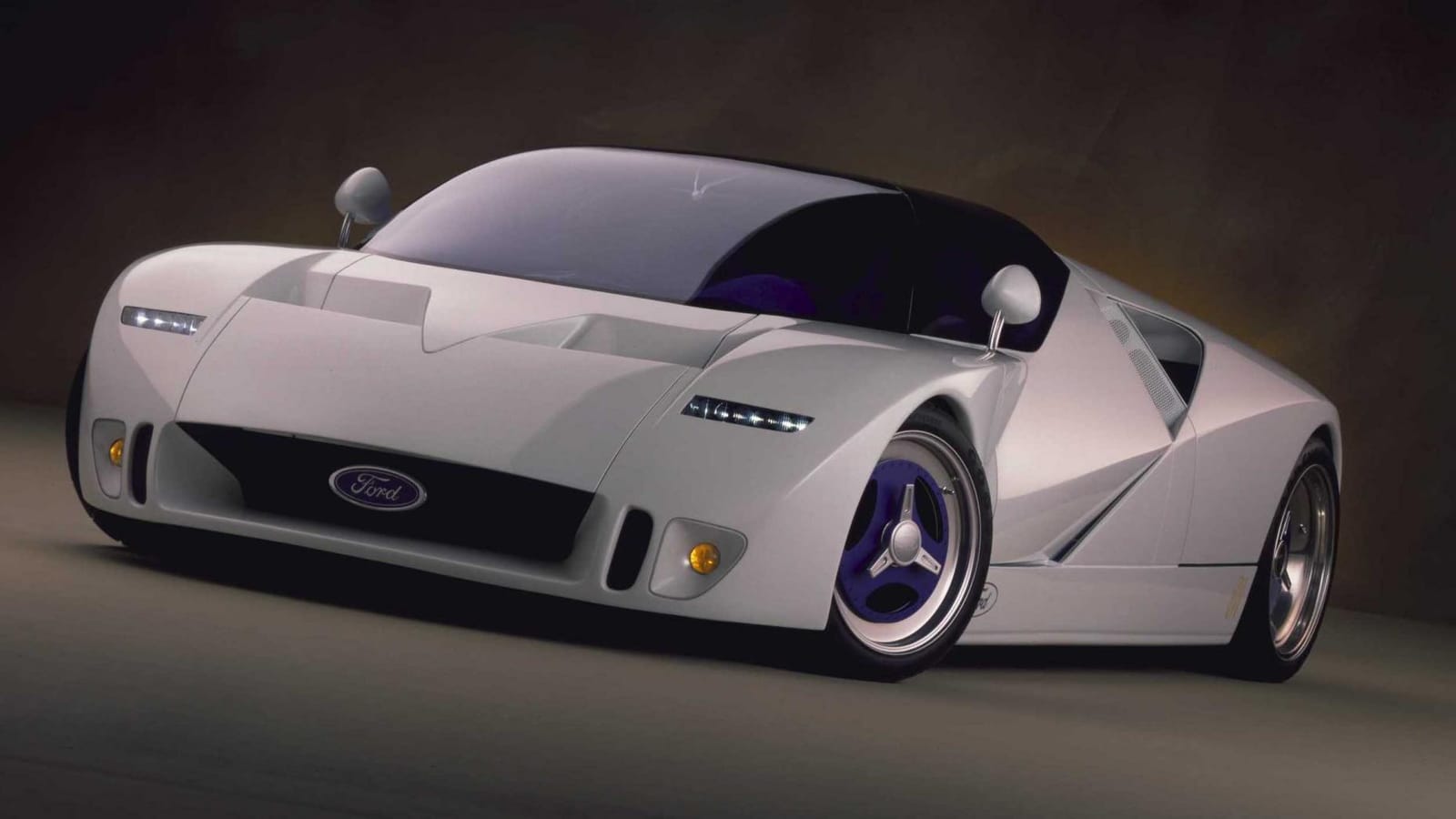 Ford GT90, el concepto con motor V12 y cuatro turbinas