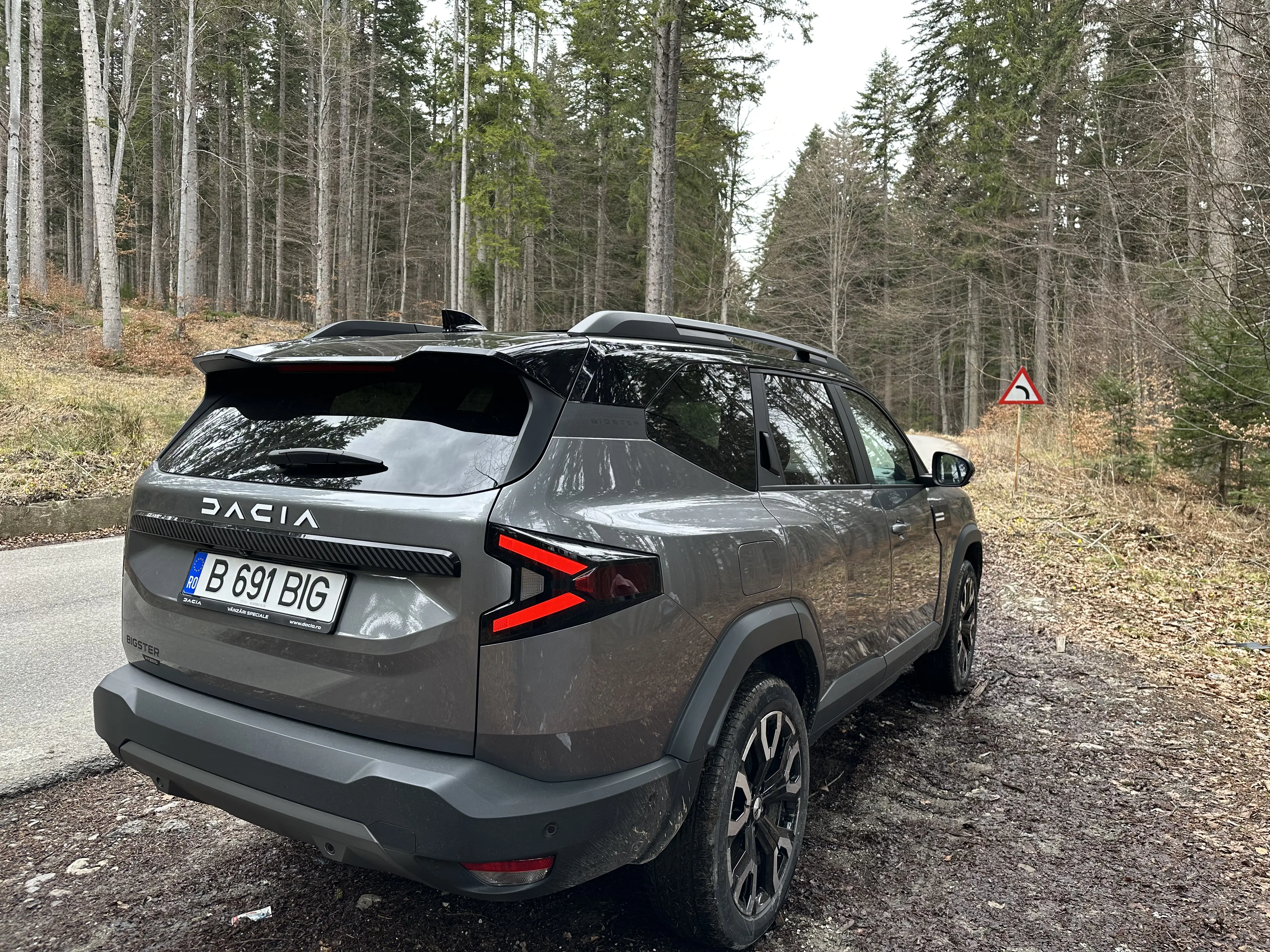 Dacia Bigster Hybrid 2025 test drive: we tested the SUV that defies premium prices