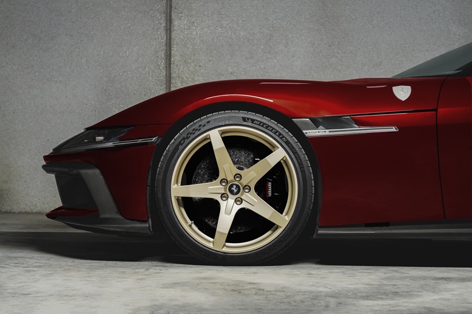 Ferrari 12Cilindri Manuale: cea mai pură expresie a condusului