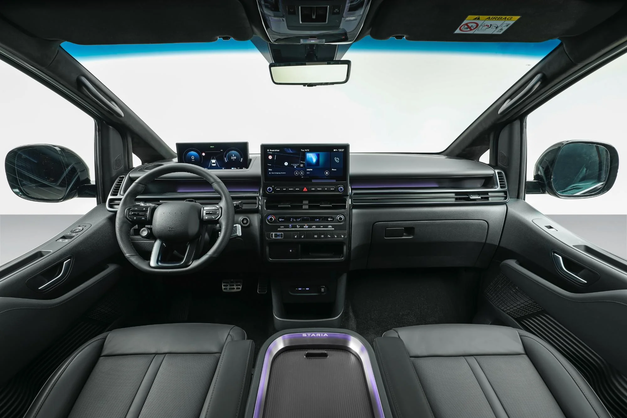Hyundai Staria Electric Lansat cu Autonomie de 400 de Kilometri