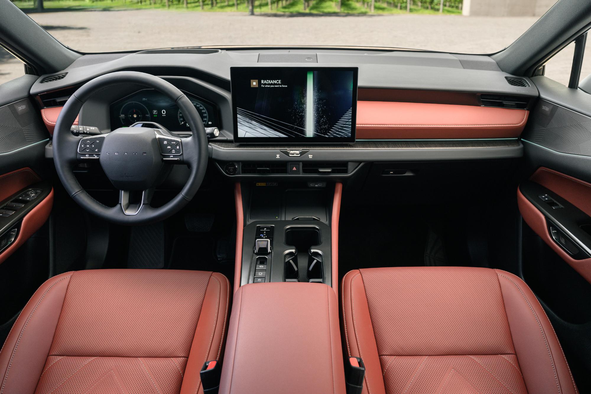 El salpicadero del nuevo Lexus NX restyling