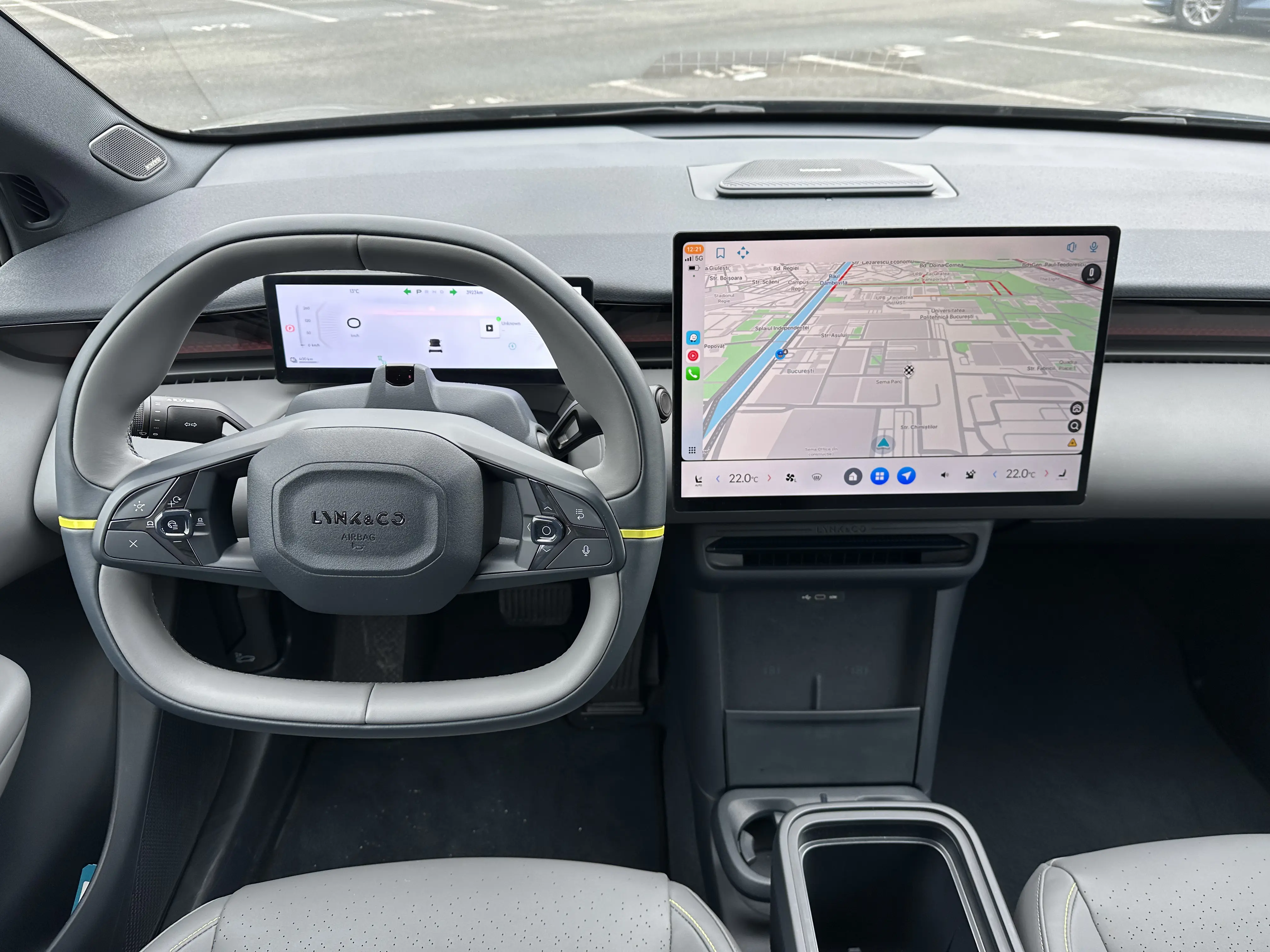 Lynk & Co 02 test drive: the best electric car in Romania