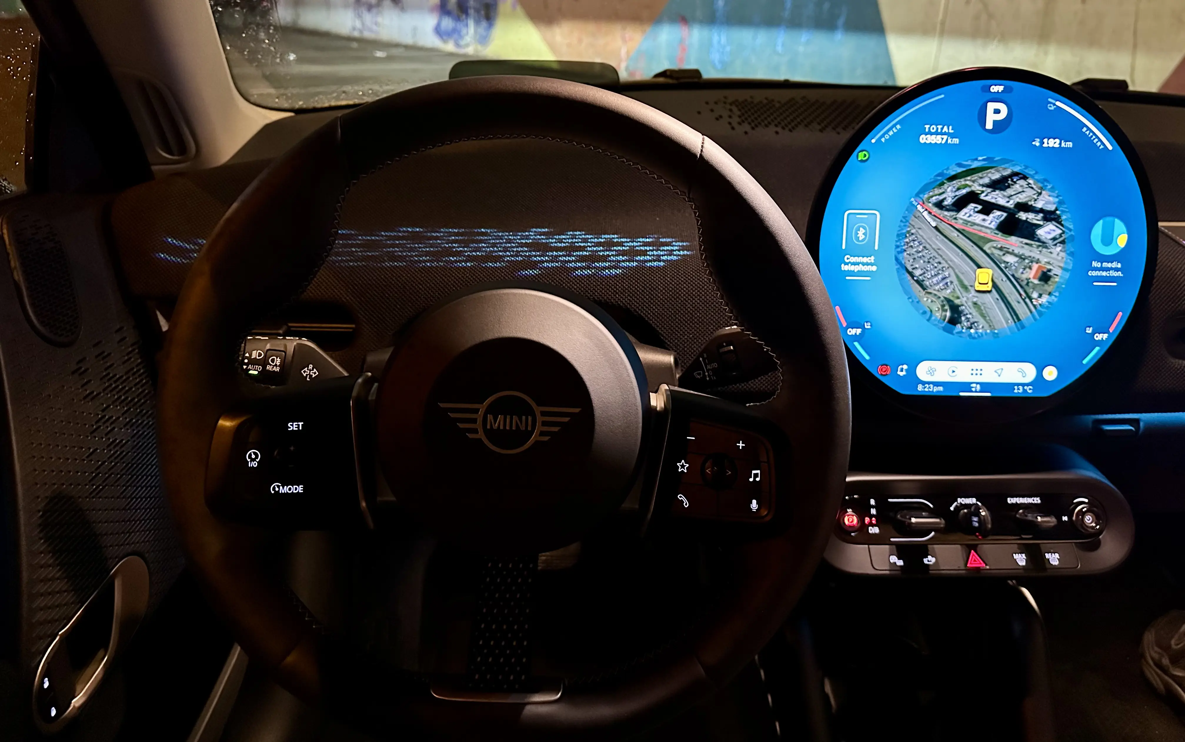 Mini Cooper E 2025 interior