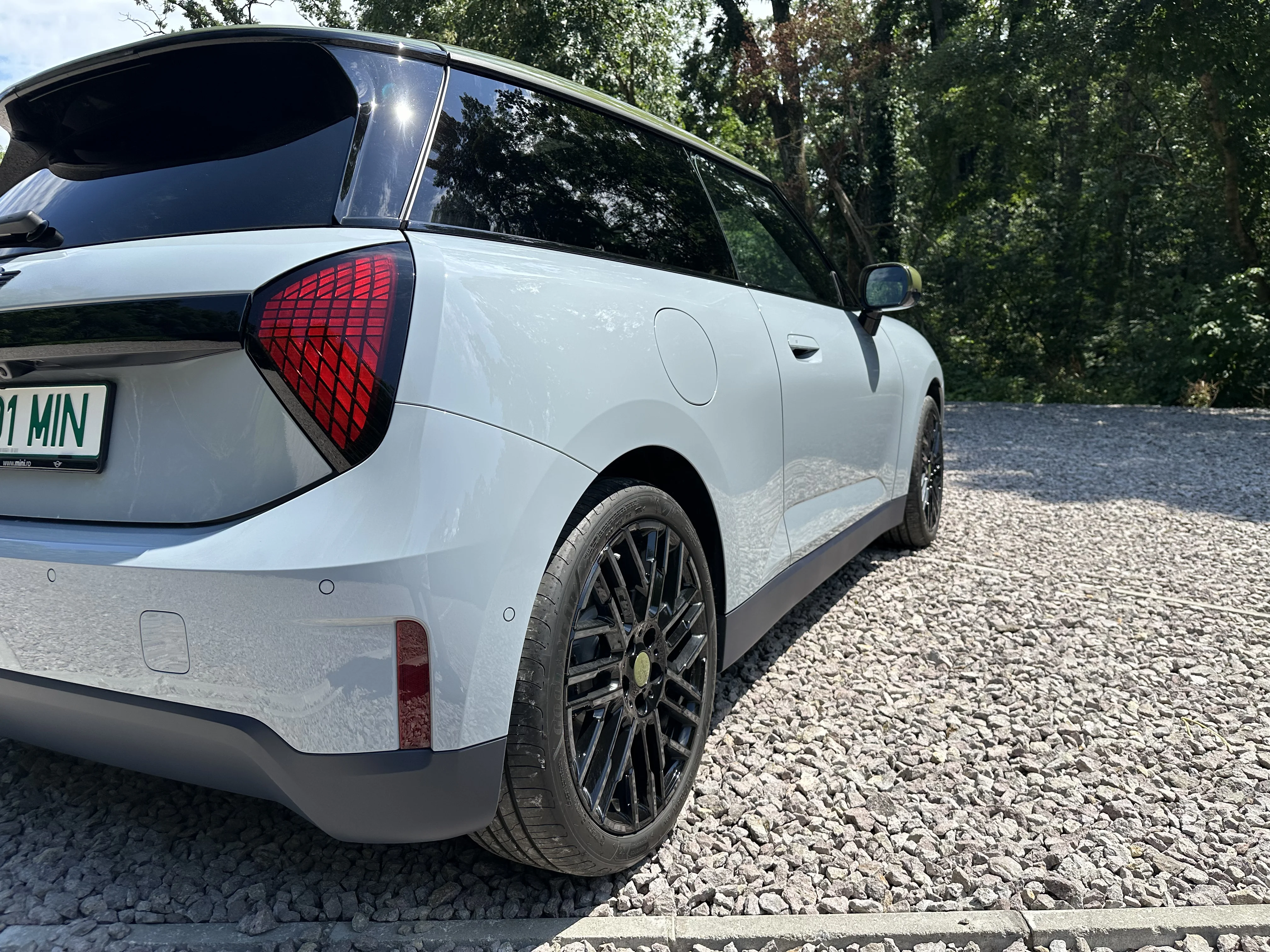 Mini Cooper E Paul Smith Edition