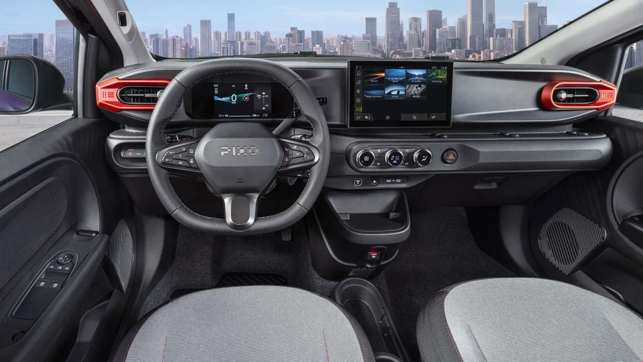 Plancia della Nissan Pixo, dalla galleria Auto Express