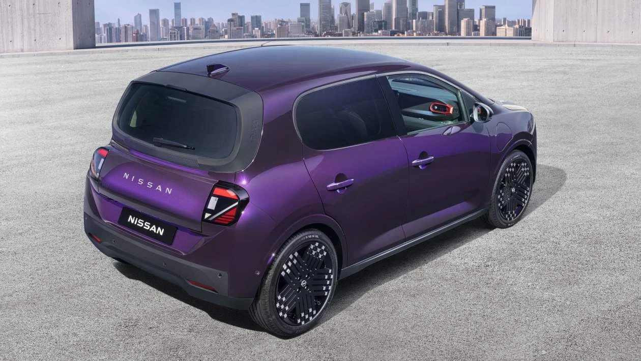 Parte posteriore della nuova Nissan Pixo, dalla galleria Auto Express