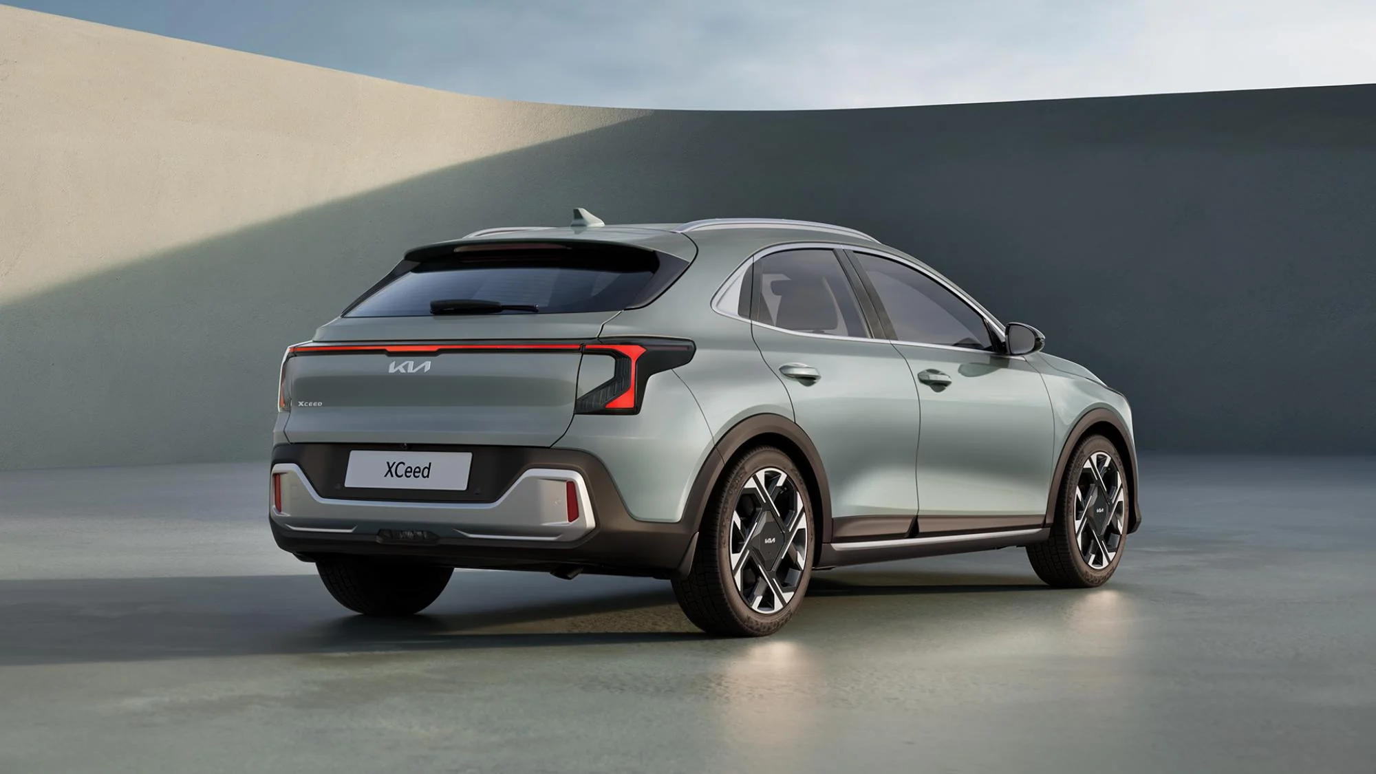 noi motoare mild-hybrid cu putere de până la 180 CP