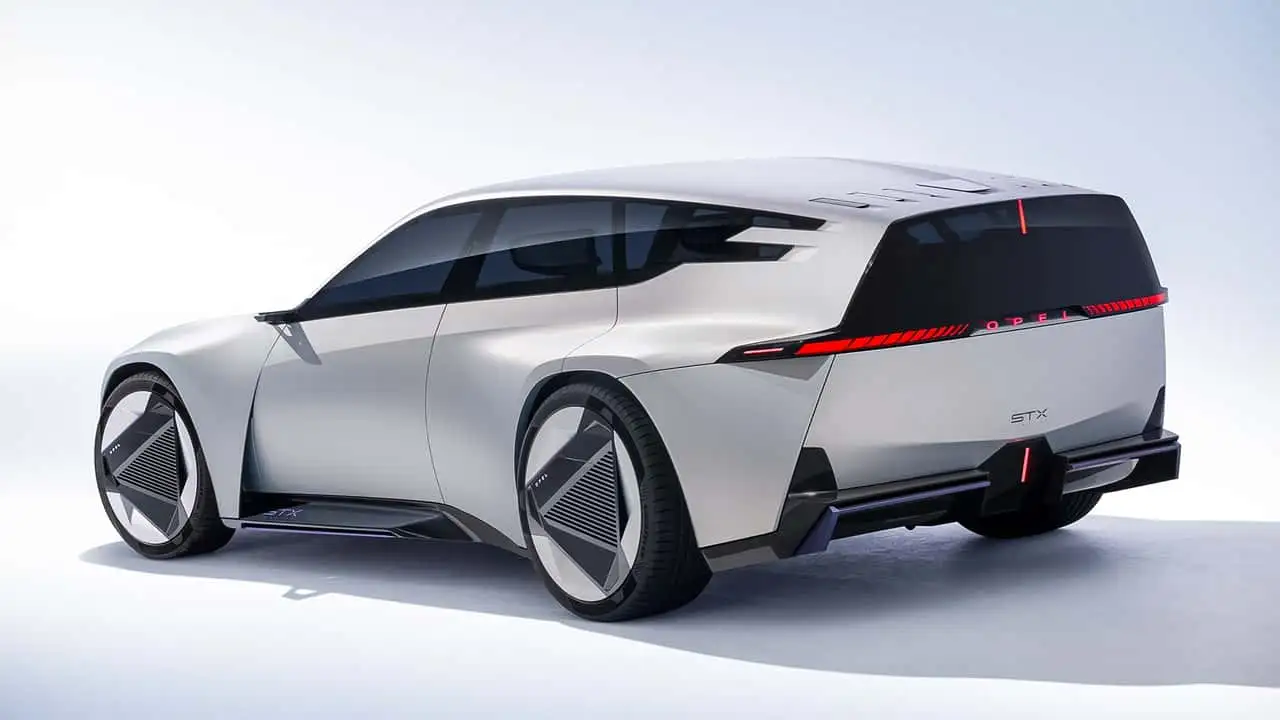 Opel STX Concept văzut dintr-un al doilea unghi